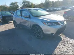 JN1BJ1CR5JW208656 2018 NISSAN ROGUE
