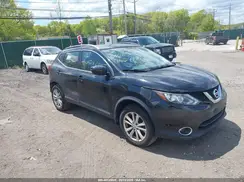 JN1BJ1CR5JW210651 2018 NISSAN ROGUE