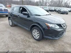 JN1BJ1CR5JW251040 2018 NISSAN ROGUE