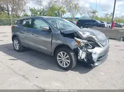 JN1BJ1CR5JW251619 2018 NISSAN ROGUE