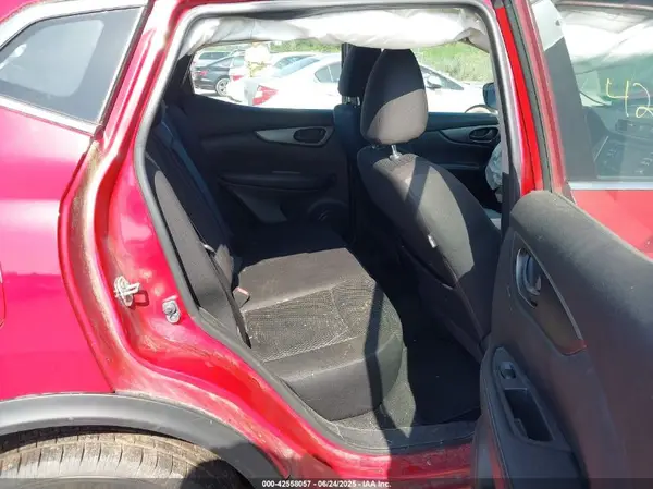 JN1BJ1CR5JW252186 2018 NISSAN ROGUE - Image 8