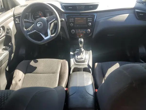 JN1BJ1CR5JW262748 2018 NISSAN ROGUE - Image 8