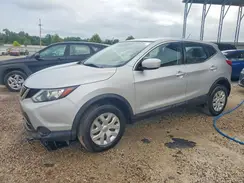 JN1BJ1CR5JW262829 2018 NISSAN ROGUE