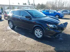 JN1BJ1CR5JW267531 2018 NISSAN ROGUE