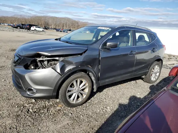 JN1BJ1CR5JW268193 2018 NISSAN ROGUE - Image 1