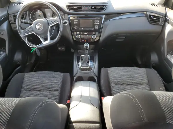 JN1BJ1CR5JW268193 2018 NISSAN ROGUE - Image 8