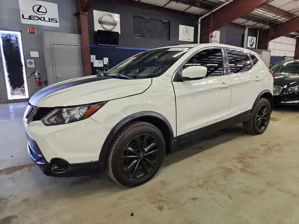 JN1BJ1CR5JW268839 2018 NISSAN ROGUE - Image 1