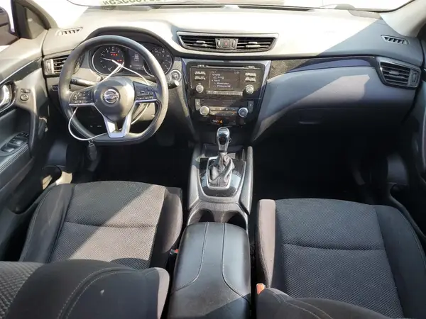 JN1BJ1CR5JW269005 2018 NISSAN ROGUE - Image 8