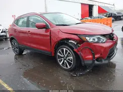 JN1BJ1CR5KW319807 2019 NISSAN ROGUE