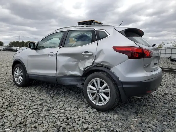 JN1BJ1CR5KW322299 2019 NISSAN ROGUE - Image 2