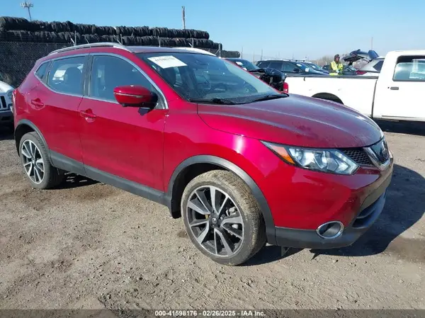 JN1BJ1CR5KW322643 2019 NISSAN ROGUE - Image 1