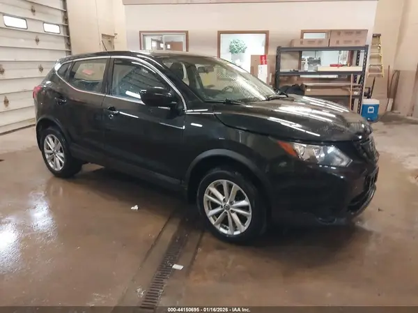 JN1BJ1CR5KW330533 2019 NISSAN ROGUE - Image 1