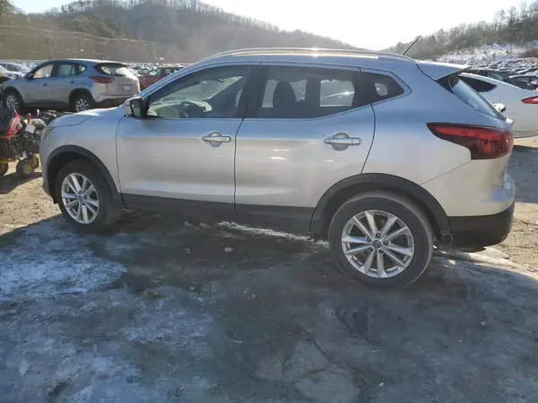 JN1BJ1CR5KW349244 2019 NISSAN ROGUE - Image 2
