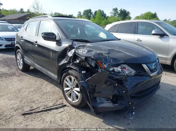 JN1BJ1CR5KW623221 2019 NISSAN ROGUE - Image 1