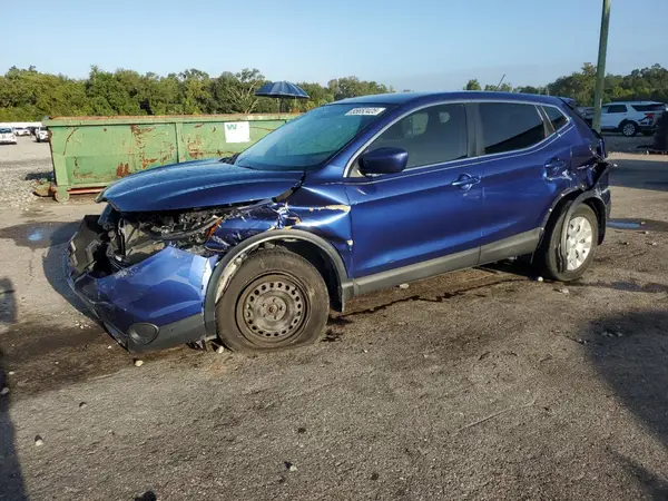 JN1BJ1CR6HW100864 2017 NISSAN ROGUE - Image 1