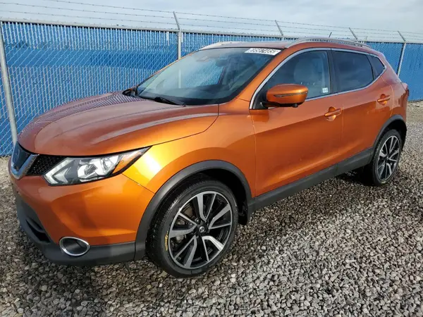 JN1BJ1CR6HW102405 2017 NISSAN ROGUE - Image 1