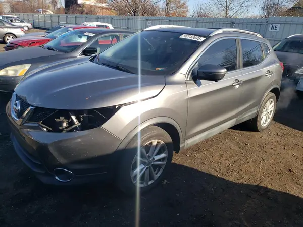 JN1BJ1CR6HW105918 2017 NISSAN ROGUE - Image 1