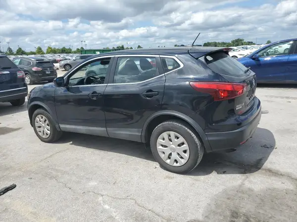 JN1BJ1CR6HW108558 2017 NISSAN ROGUE - Image 2