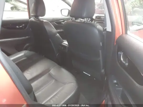 JN1BJ1CR6HW109144 2017 NISSAN ROGUE - Image 8