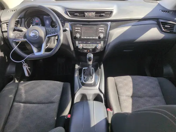 JN1BJ1CR6HW111671 2017 NISSAN ROGUE - Image 8