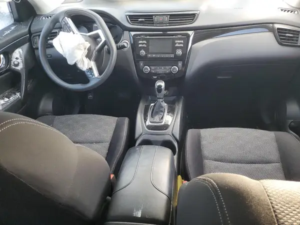 JN1BJ1CR6HW113713 2017 NISSAN ROGUE - Image 8