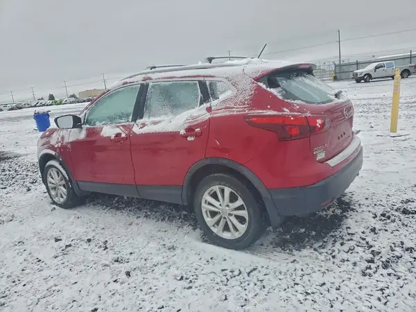 JN1BJ1CR6HW114263 2017 NISSAN ROGUE - Image 2