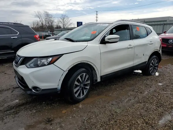 JN1BJ1CR6HW118149 2017 NISSAN ROGUE - Image 1