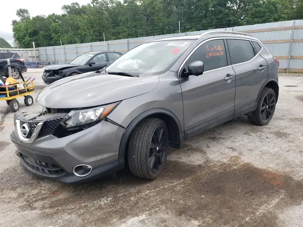JN1BJ1CR6HW118975 2017 NISSAN ROGUE - Image 1
