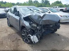 JN1BJ1CR6HW120399 2017 NISSAN ROGUE