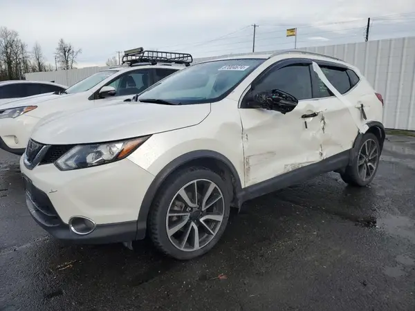 JN1BJ1CR6HW125361 2017 NISSAN ROGUE - Image 1