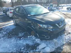 JN1BJ1CR6HW127045 2017 NISSAN ROGUE