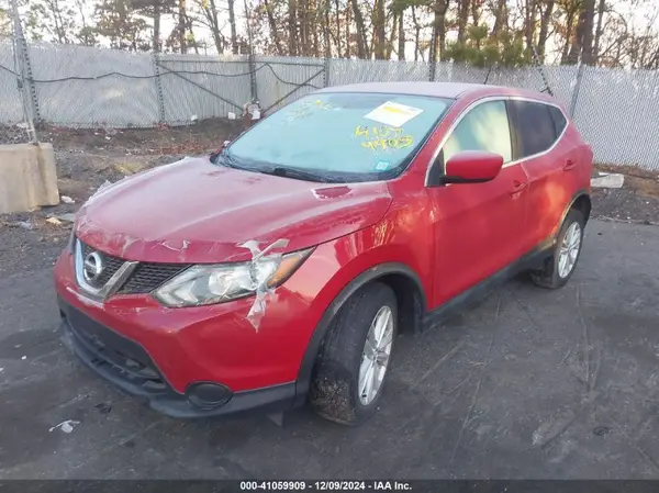 JN1BJ1CR6HW132262 2017 NISSAN ROGUE - Image 2