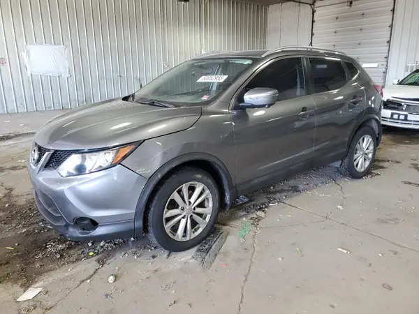 JN1BJ1CR6HW135582 2017 NISSAN ROGUE - Image 1