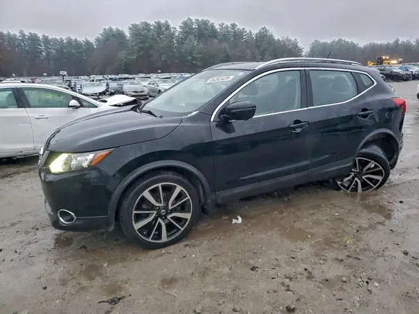JN1BJ1CR6HW137283 2017 NISSAN ROGUE - Image 1