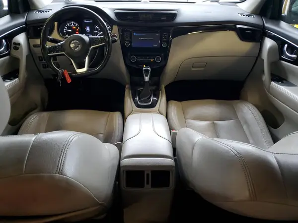 JN1BJ1CR6HW139468 2017 NISSAN ROGUE - Image 8