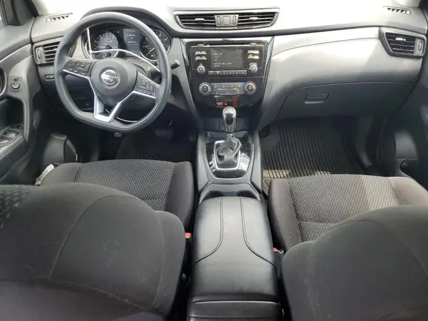 JN1BJ1CR6HW140670 2017 NISSAN ROGUE - Image 8