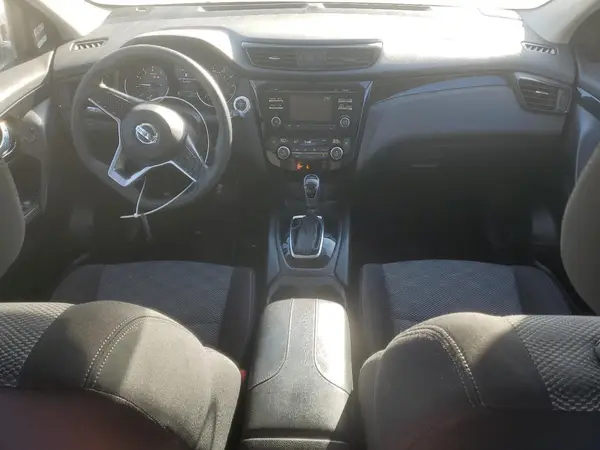 JN1BJ1CR6HW141706 2017 NISSAN ROGUE - Image 8