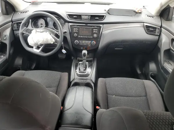 JN1BJ1CR6JW250737 2018 NISSAN ROGUE - Image 8