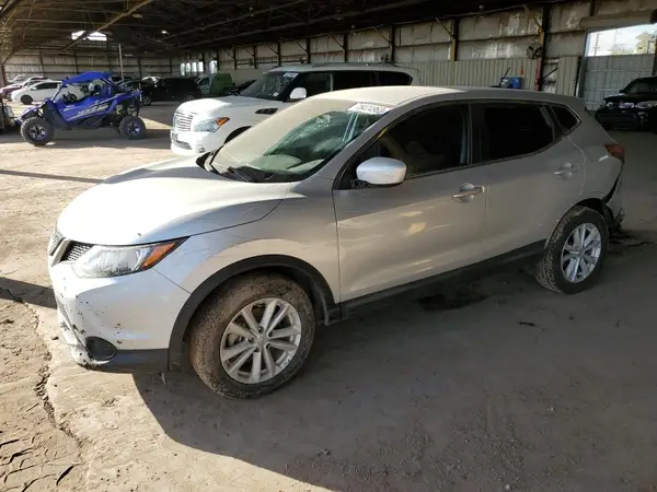 JN1BJ1CR6JW254089 2018 NISSAN ROGUE - Image 1
