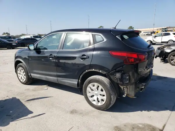 JN1BJ1CR6JW256697 2018 NISSAN ROGUE - Image 2