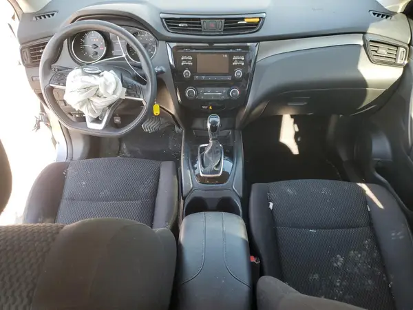 JN1BJ1CR6JW258207 2018 NISSAN ROGUE - Image 8
