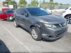 JN1BJ1CR6JW261804 2018 NISSAN ROGUE