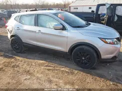 JN1BJ1CR6JW265142 2018 NISSAN ROGUE