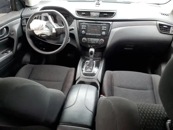 JN1BJ1CR6JW267585 2018 NISSAN ROGUE - Image 8