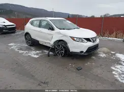 JN1BJ1CR6JW286461 2018 NISSAN ROGUE