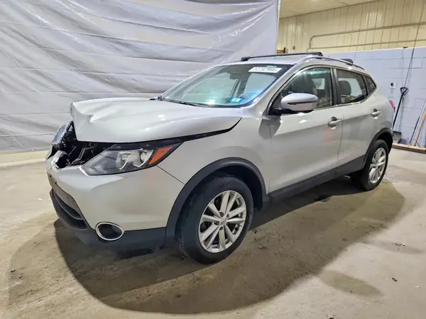 JN1BJ1CR6JW287061 2018 NISSAN ROGUE - Image 1