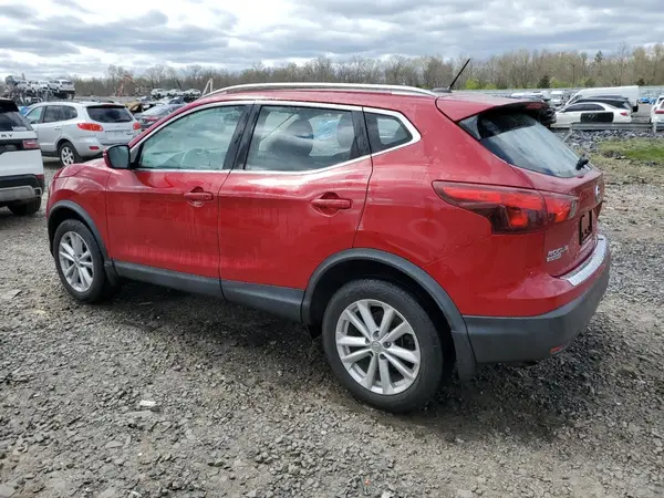 JN1BJ1CR6JW289411 2018 NISSAN ROGUE - Image 2