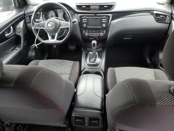 JN1BJ1CR6JW289411 2018 NISSAN ROGUE - Image 8