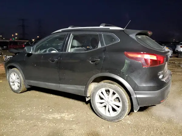 JN1BJ1CR6JW292938 2018 NISSAN ROGUE - Image 2
