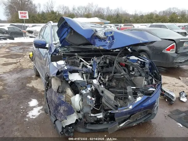 JN1BJ1CR6JW293250 2018 NISSAN ROGUE - Image 1